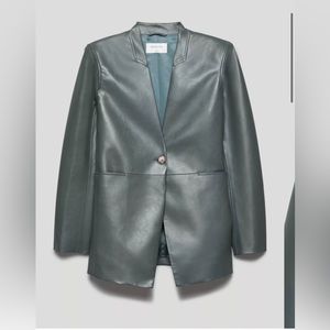 Aritzia Babaton lauch blazer